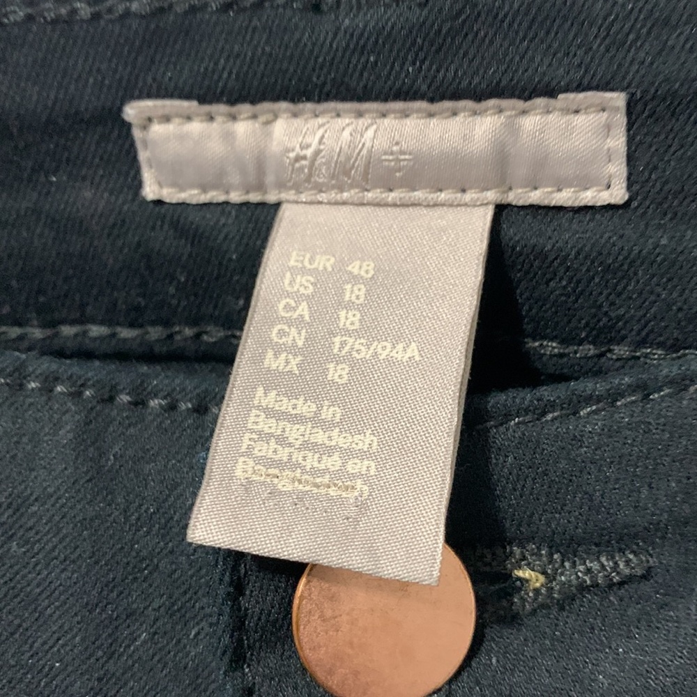 H&M + Skinny Pant - Picture 3 of 4